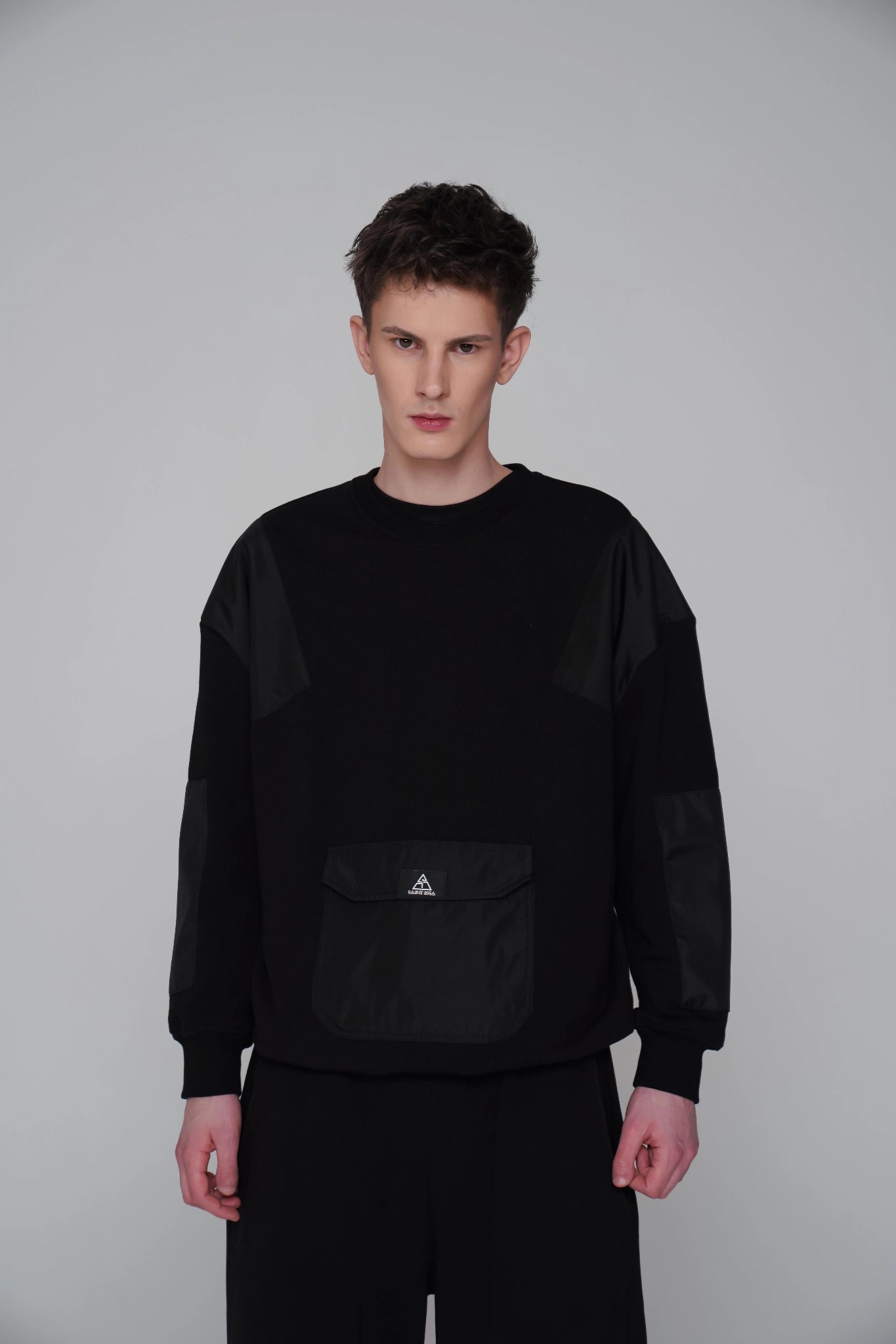 MEN'S URBAN LUXE BLACK SWEATSHIRT premium hoodie front