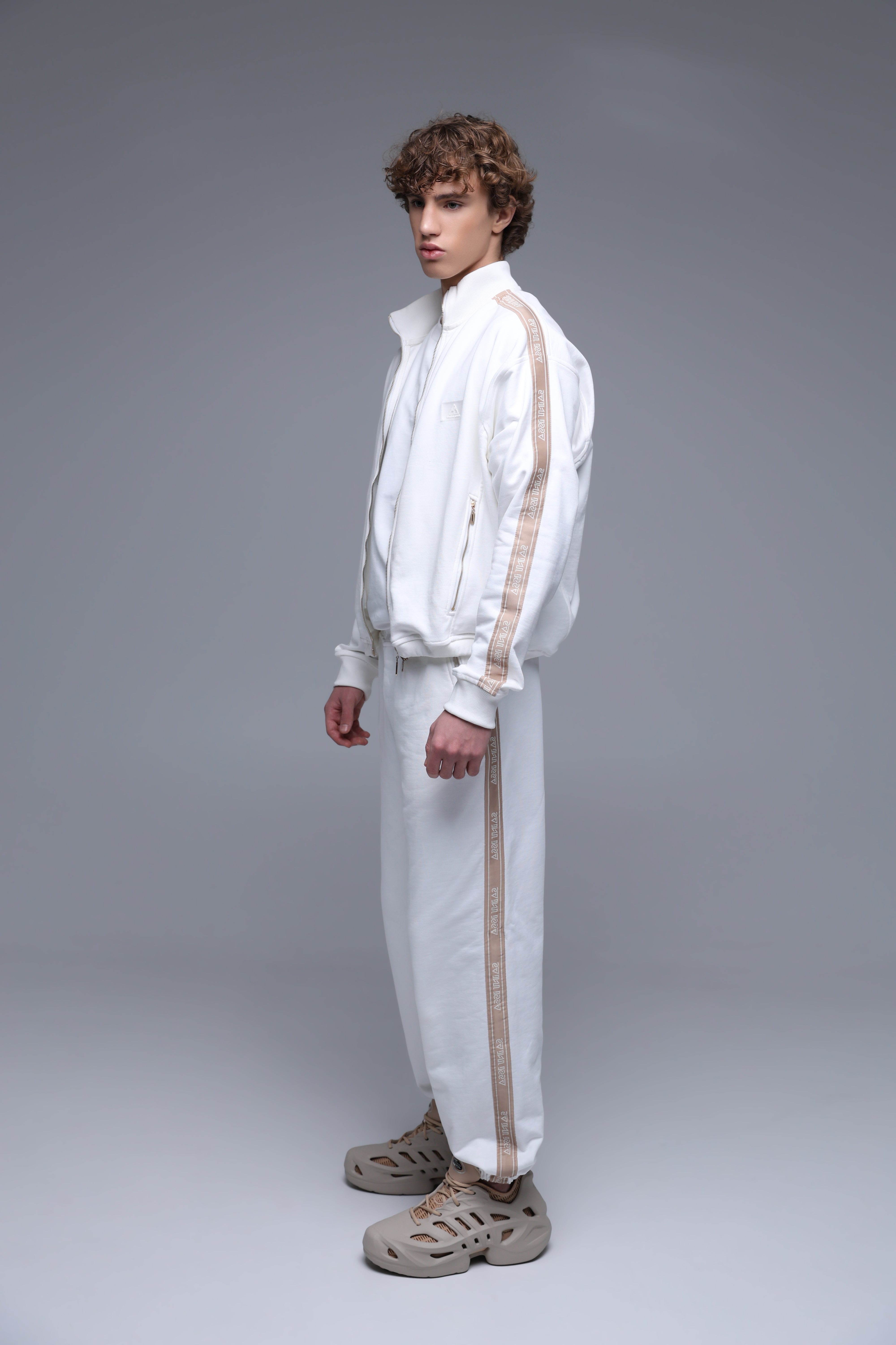 IVORY HIGH-COLLAR CROP side view