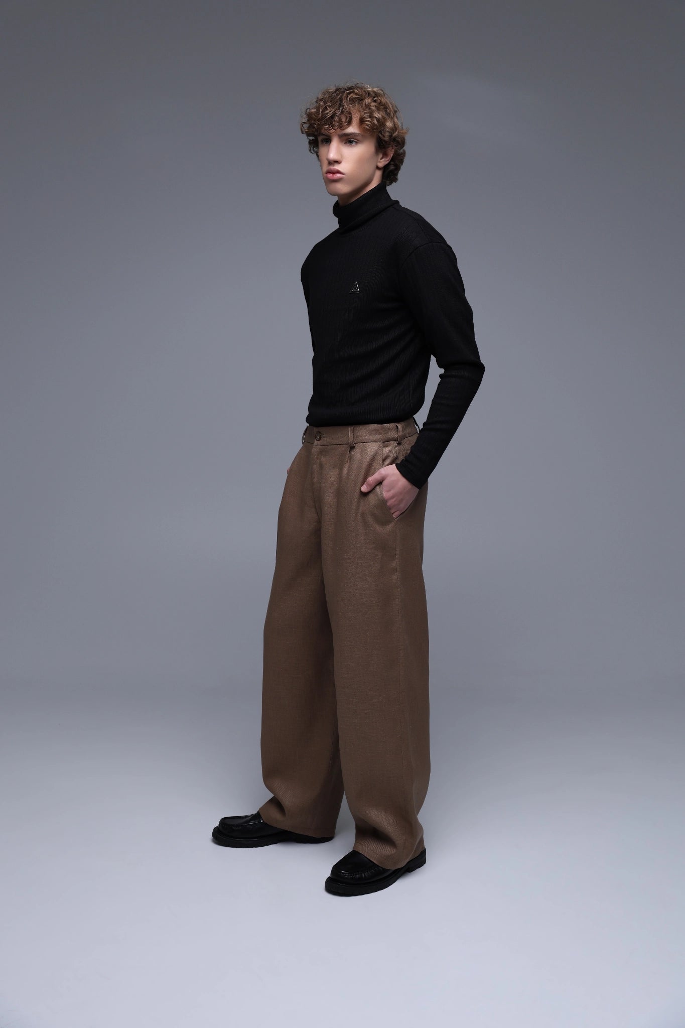 SAINT ISSA MEN'S BLACK MOCK-TOP TURTLENECK back
