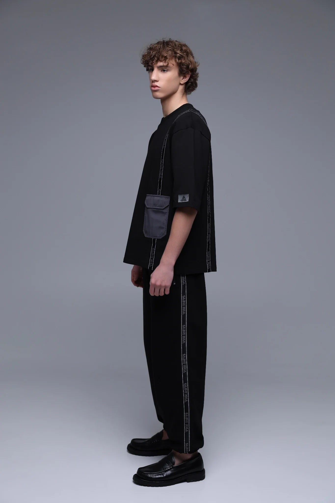 Saint Issa Black Pocket Tee grey pocket detail hidden magnet